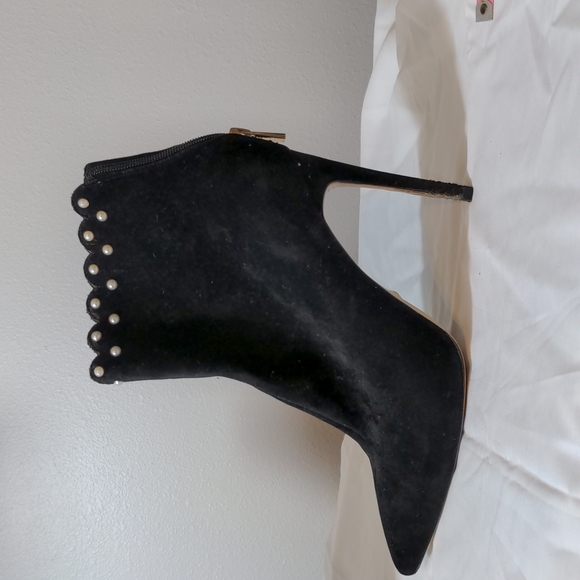 Raye Stiletto Boot - Picture 3 of 10